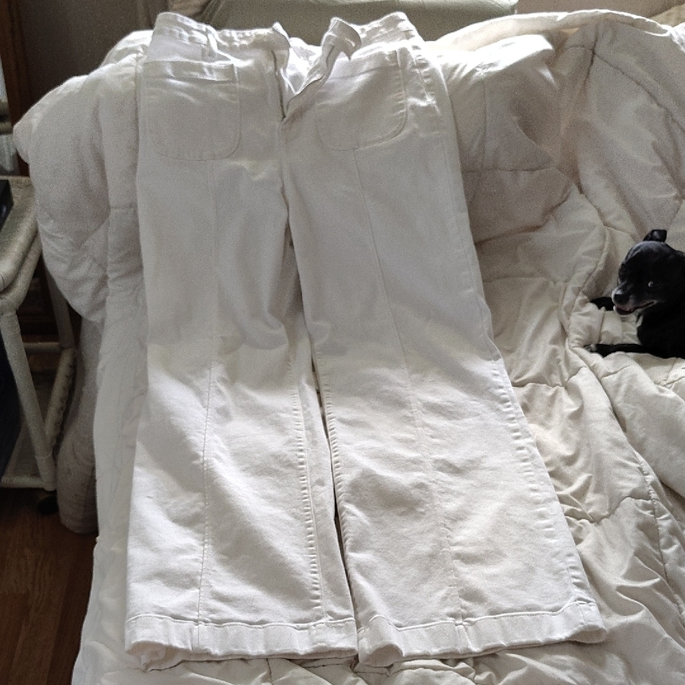 LC Lauren Conrad White Cargo Pants with Distressed Design